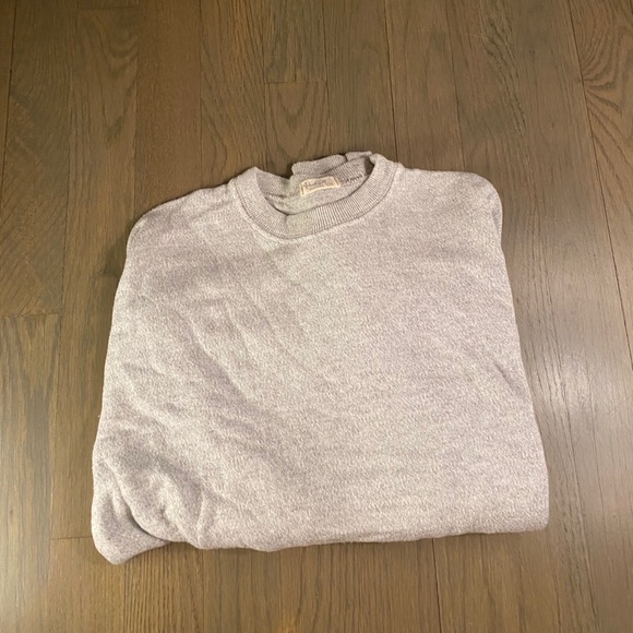 Grey sweater one size fits all! - Picture 3 of 3